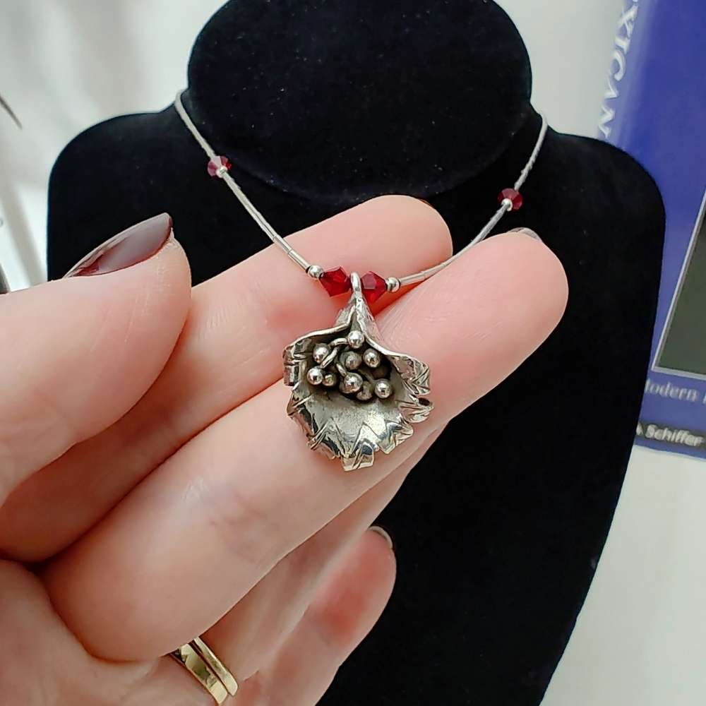 Southwestern Sterling Squash Blossom Liquid Silver Red Crystal Bead Necklace 16" - Picture 5 of 14